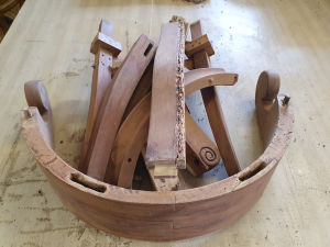 Gréogry RANDÉ Tapissier décorateur et d’ameublement L’Histoire des fauteuils